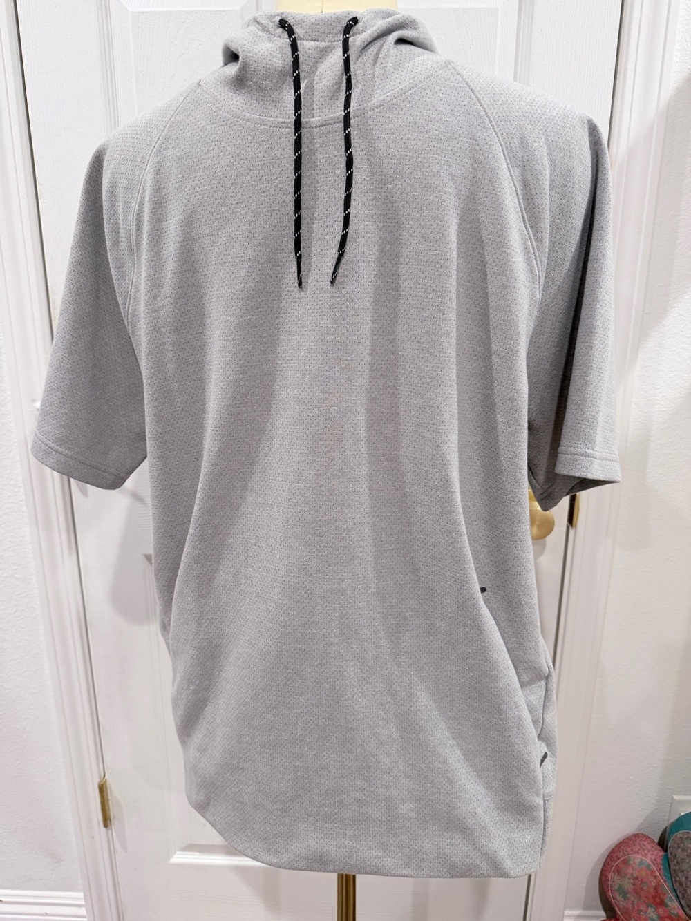 BNWOT Old Navy Light Gray Short-Sleeve Hoodie